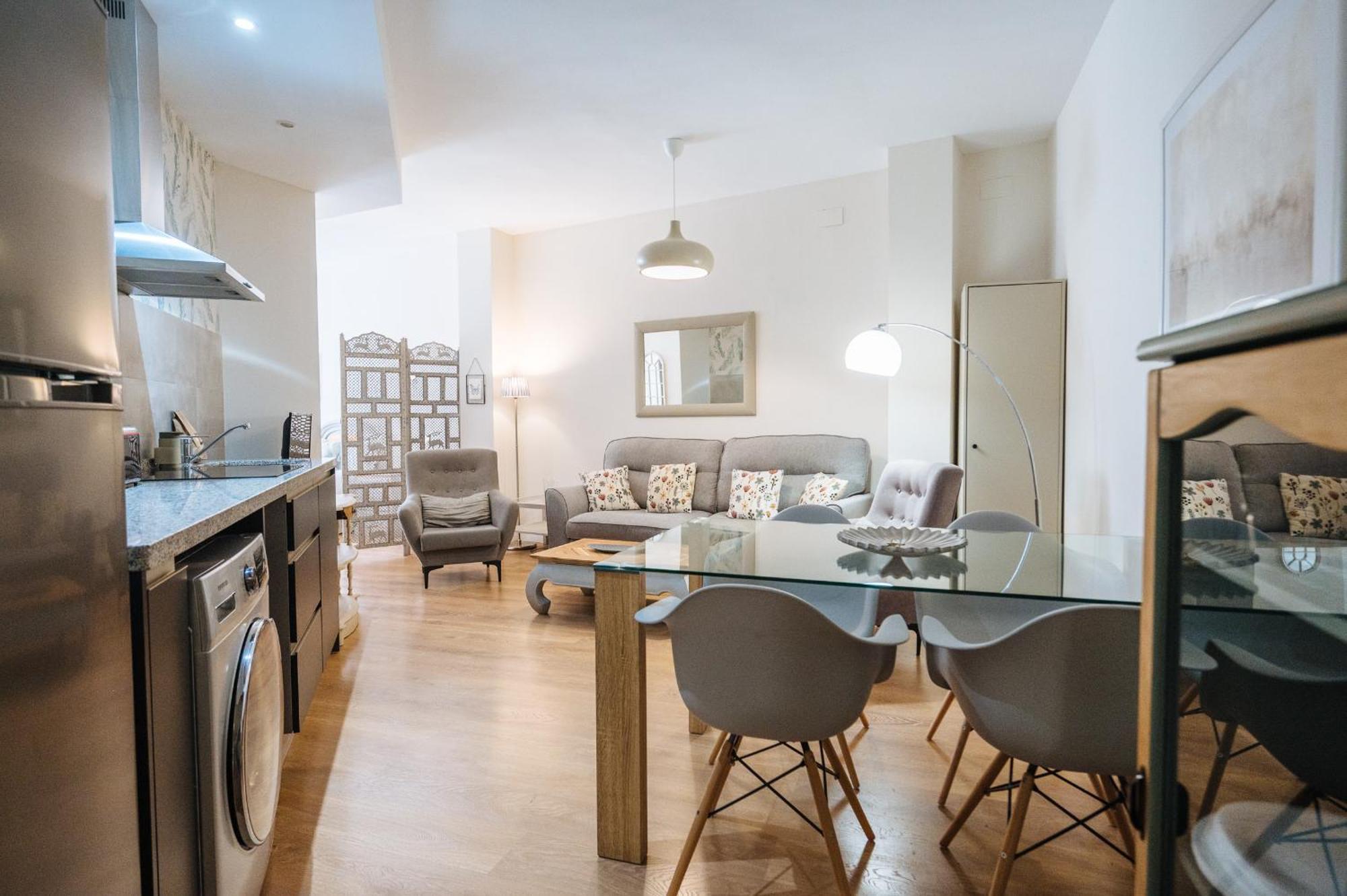 Sierpes 54, By Homing U Apartment Seville Luaran gambar